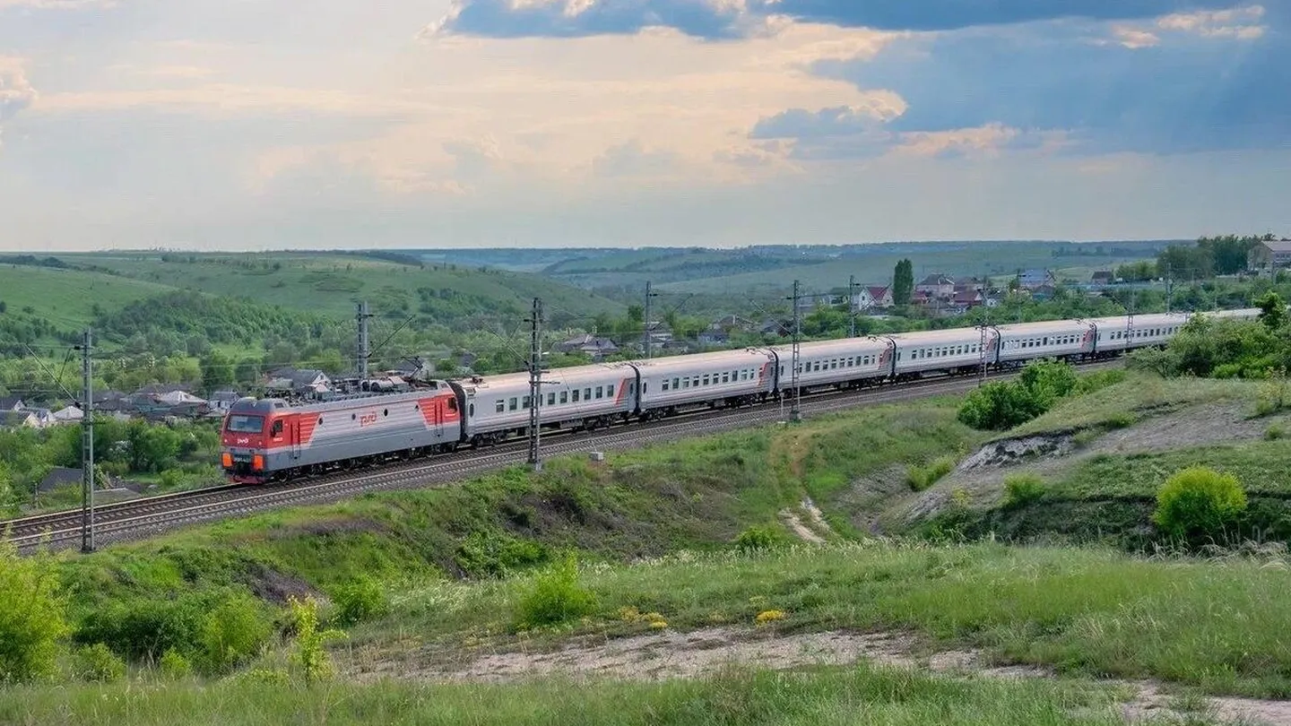 Поезд 107а