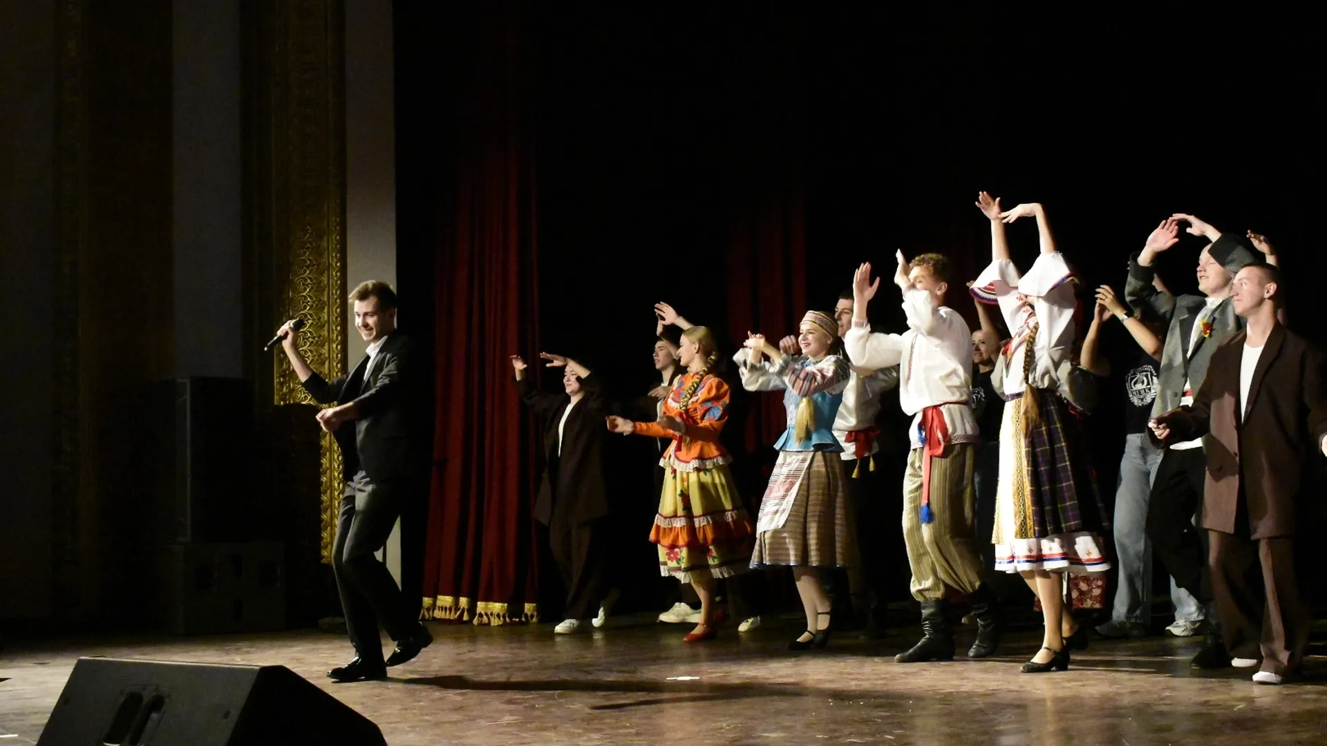 Студенты из Химок выступили с концертом в Абхазии для детей с ОВЗ