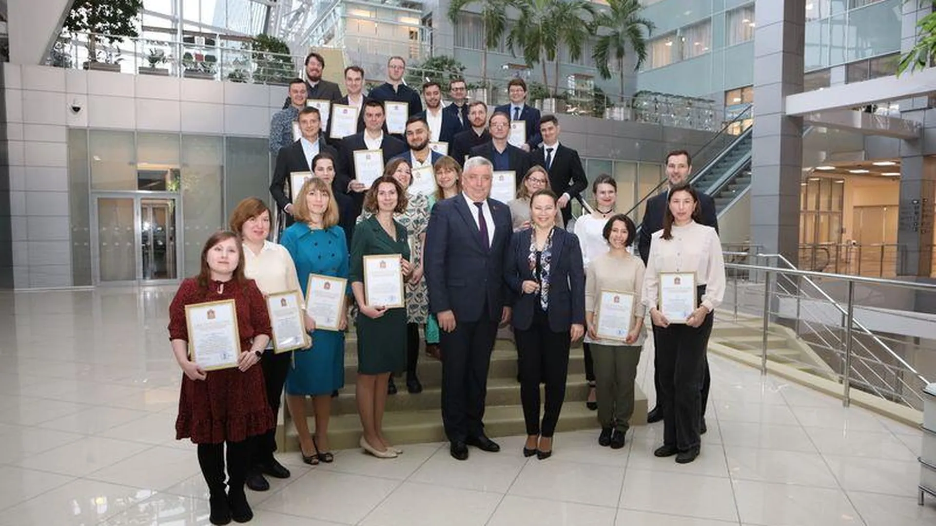 Молодые ученые из Подмосковья получили премии губернатора