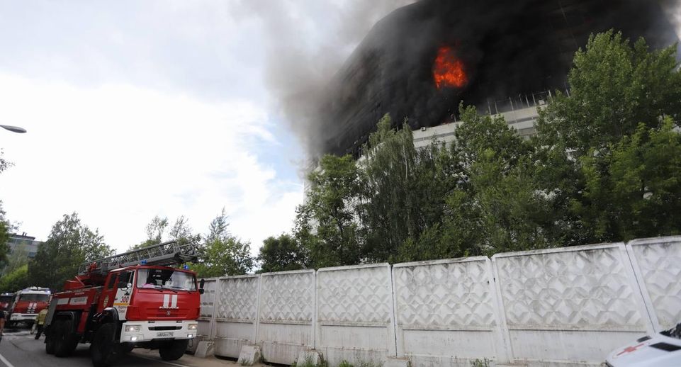 Губернатор Подмосковья: два человека погибли при пожаре во Фрязине