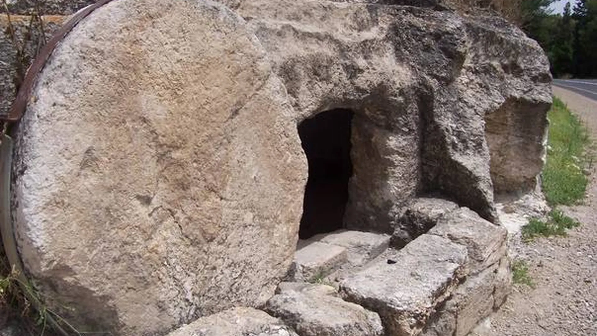 Библейский исследователь заявил, что нашел настоящую гробницу Иисуса Христа