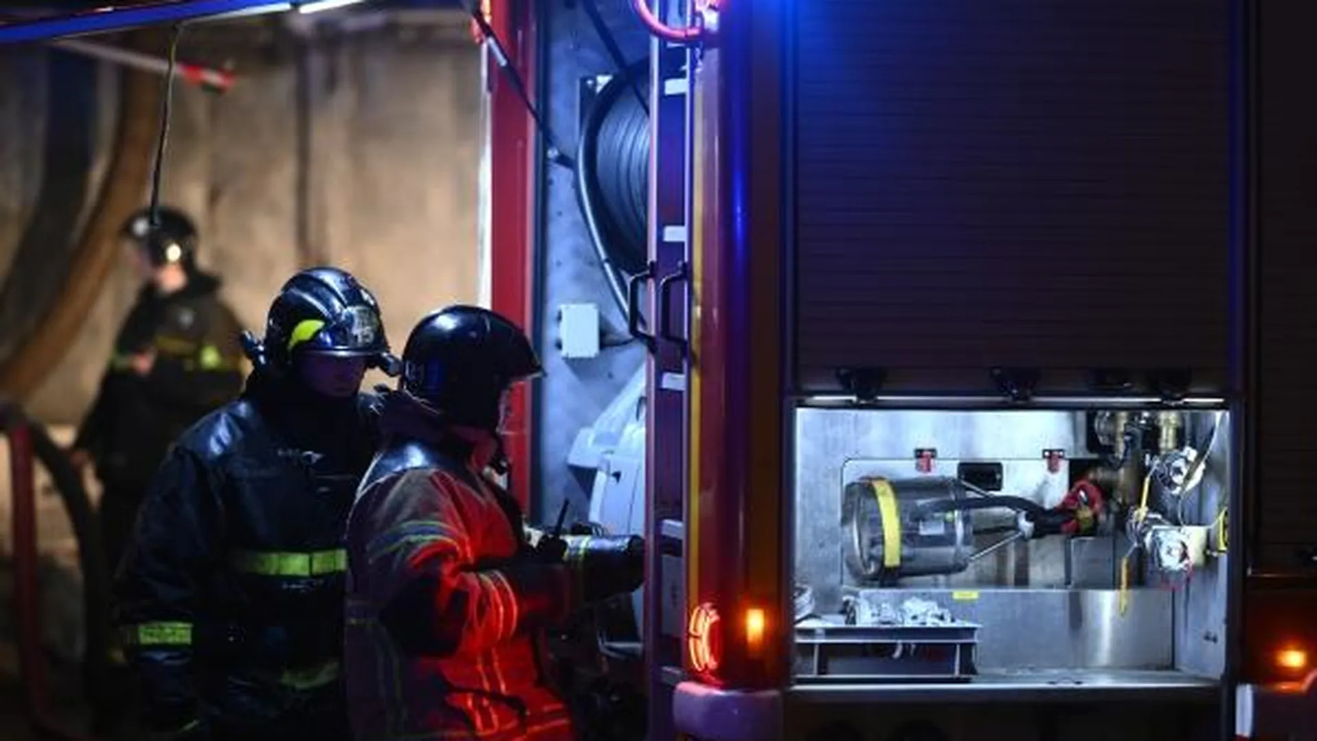 Личная неприязнь соседа унесла жизни семи человек. Что известно о поджоге здания гостиницы в Москве