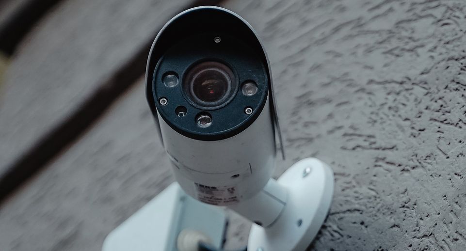 Камеры видеонаблюдения установили на железнодорожных станциях в Химках