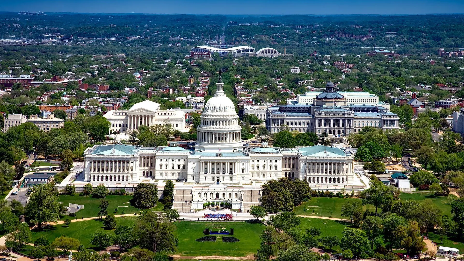 «Лучший из возможных». Конгресс США проголосует за проект помощи Украине