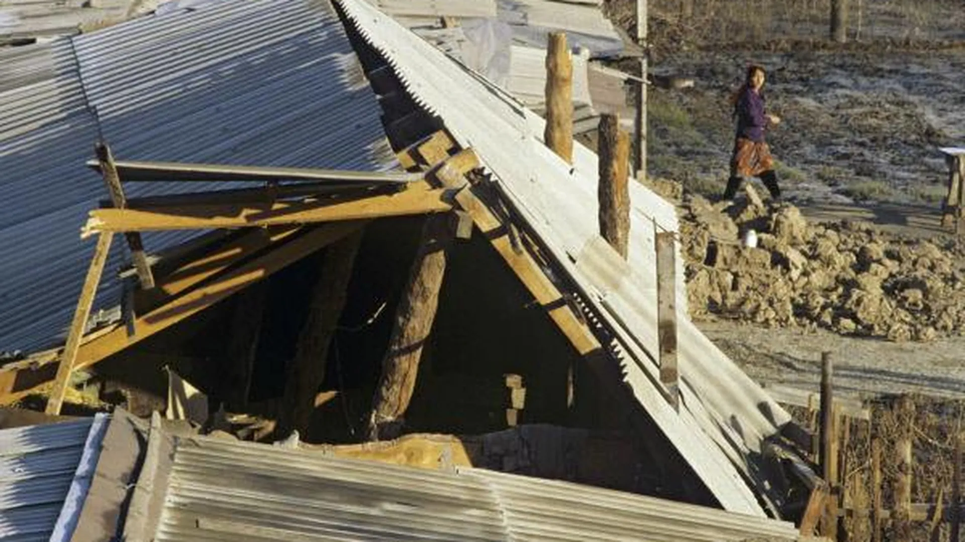 Пятьсот домов разрушено в Таджикистане из-за землетрясения