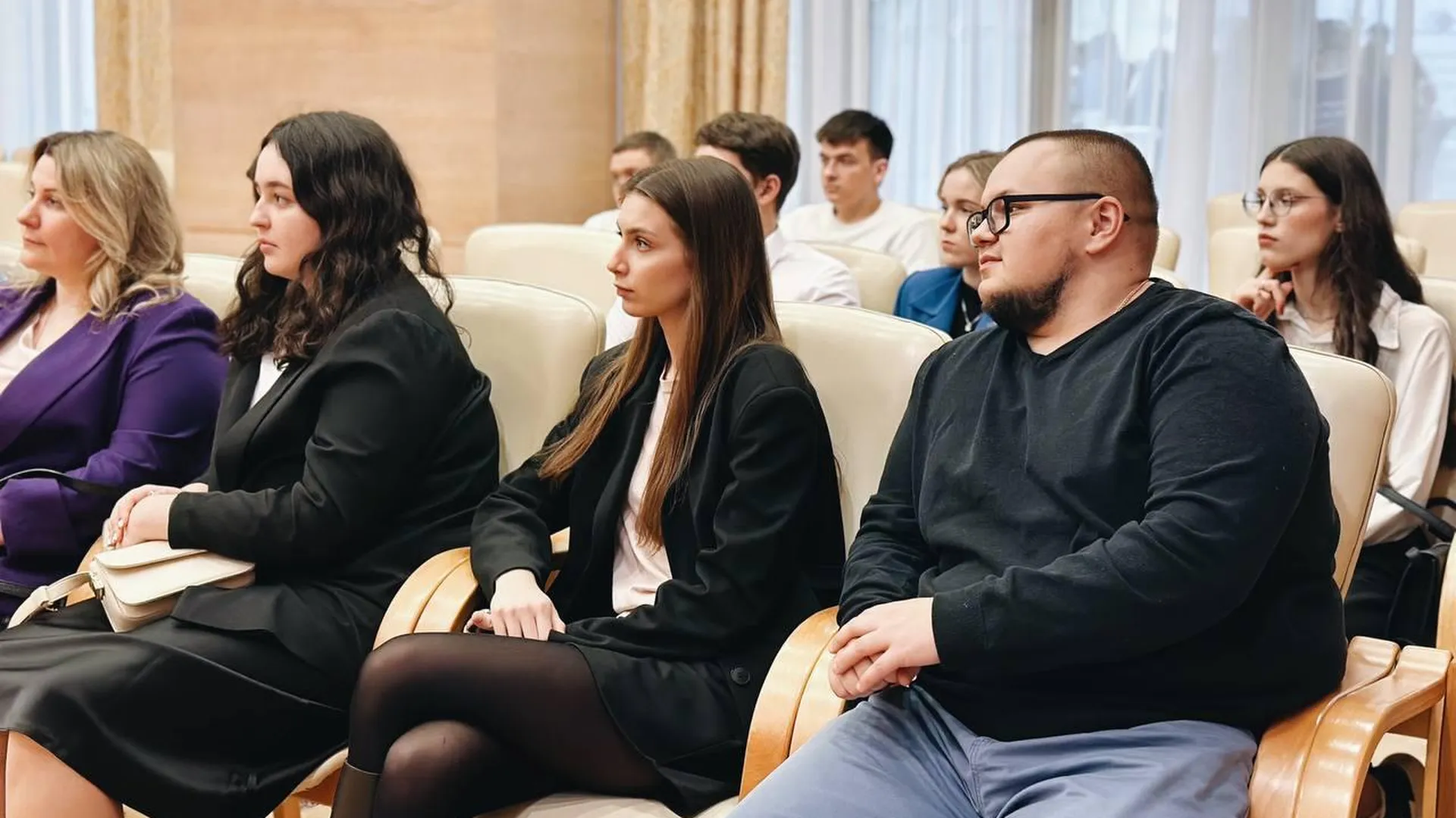Молодежь Подмосковья может получить гранты в размере до миллиона рублей на свои проекты