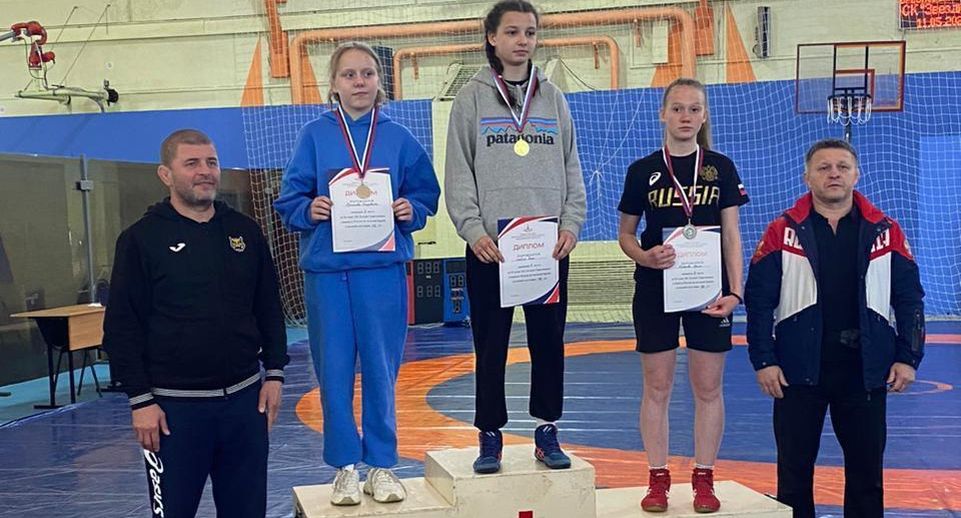 Спортсменка из Воскресенска стала призером спартакиады по борьбе