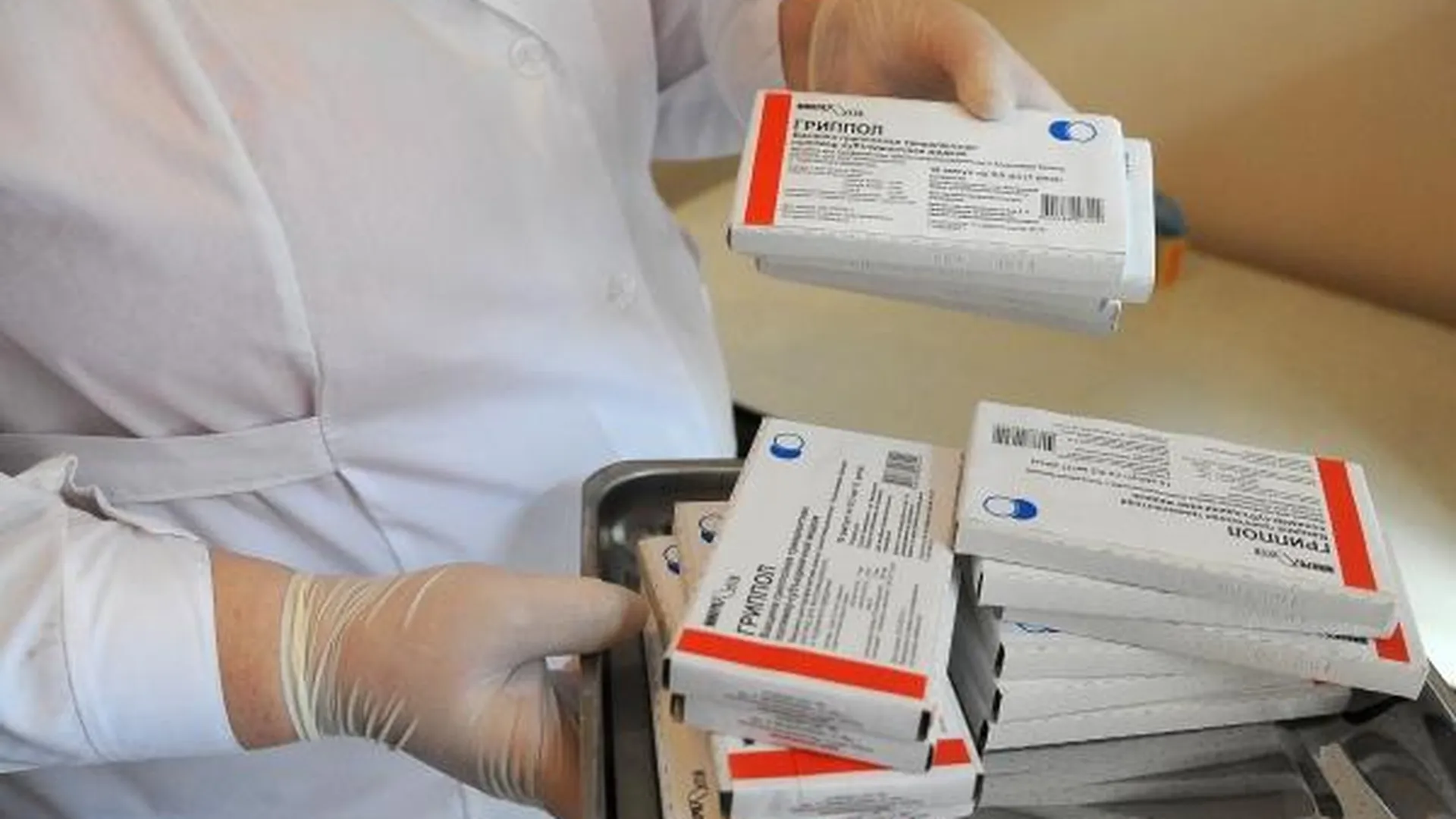 Более 3 тыс беженцев прошли вакцинацию в Подмосковье