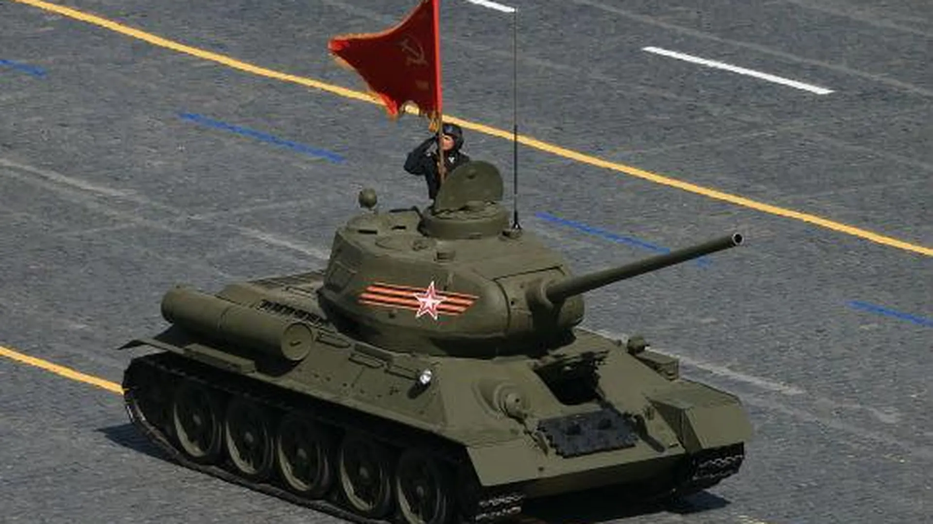 Танк Т-34 доставили в Истринский район для установки в парке