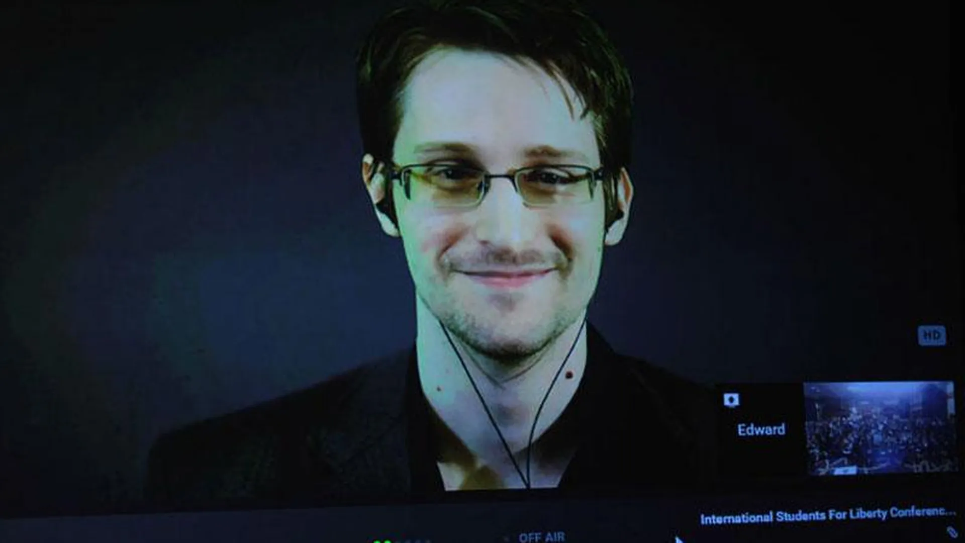 Адвокат: если Сноуден захочет, то он сможет получить российское гражданство