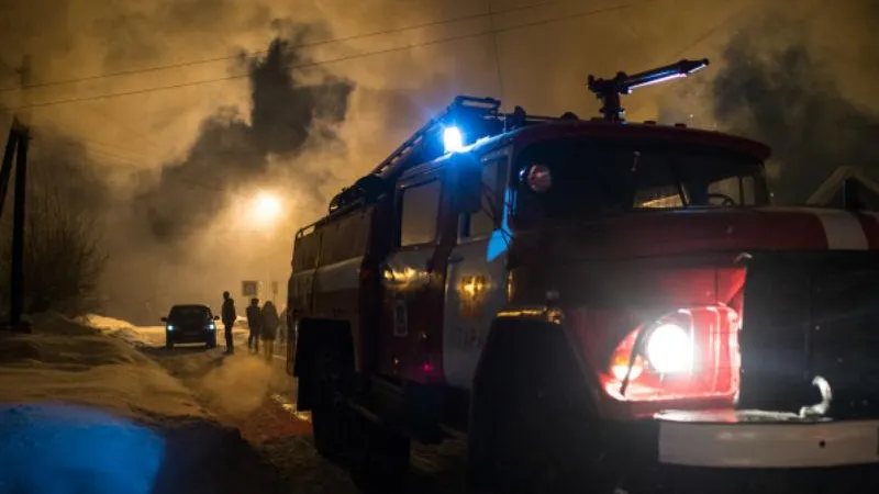 Полсотни человек вывели из загоревшегося НИИ в центре Москвы