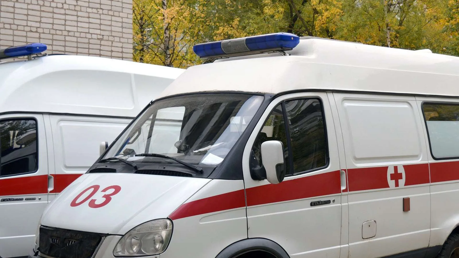 Эвакуированных из-за отравления неизвестным веществом жителей московской пятиэтажки временно разместили в ДК