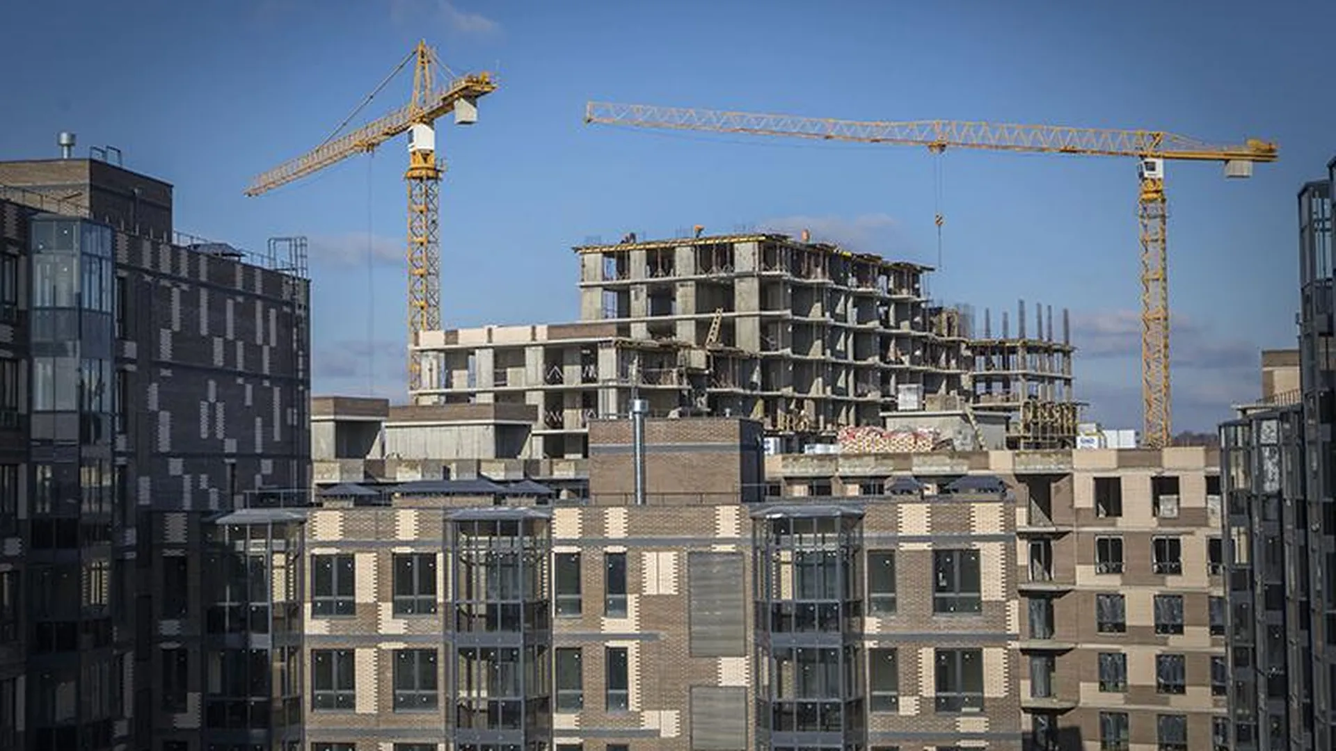 Государственные программы в сфере строительства оставят реальной покупку квартир и домов
