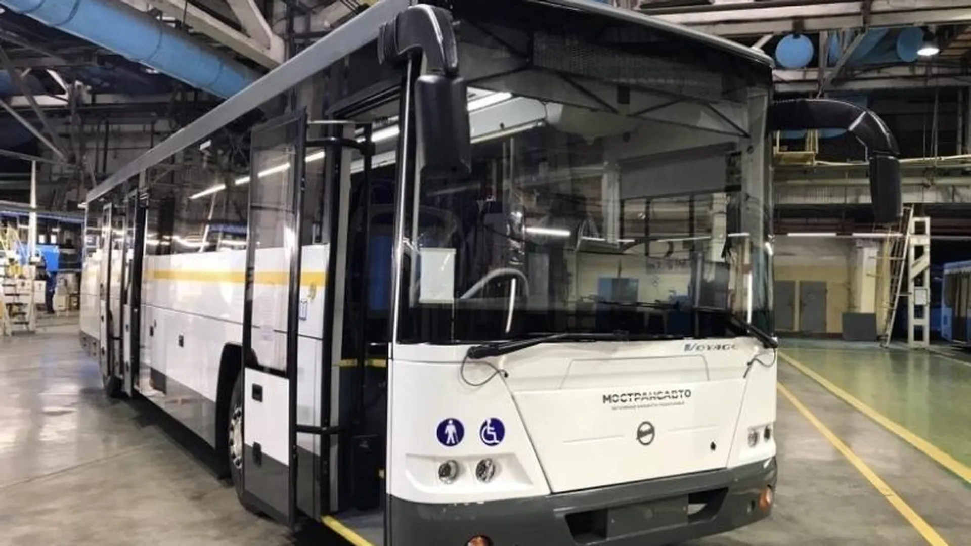 Автобус весом 14 тонн сдвинул с места спортсмен в Видном