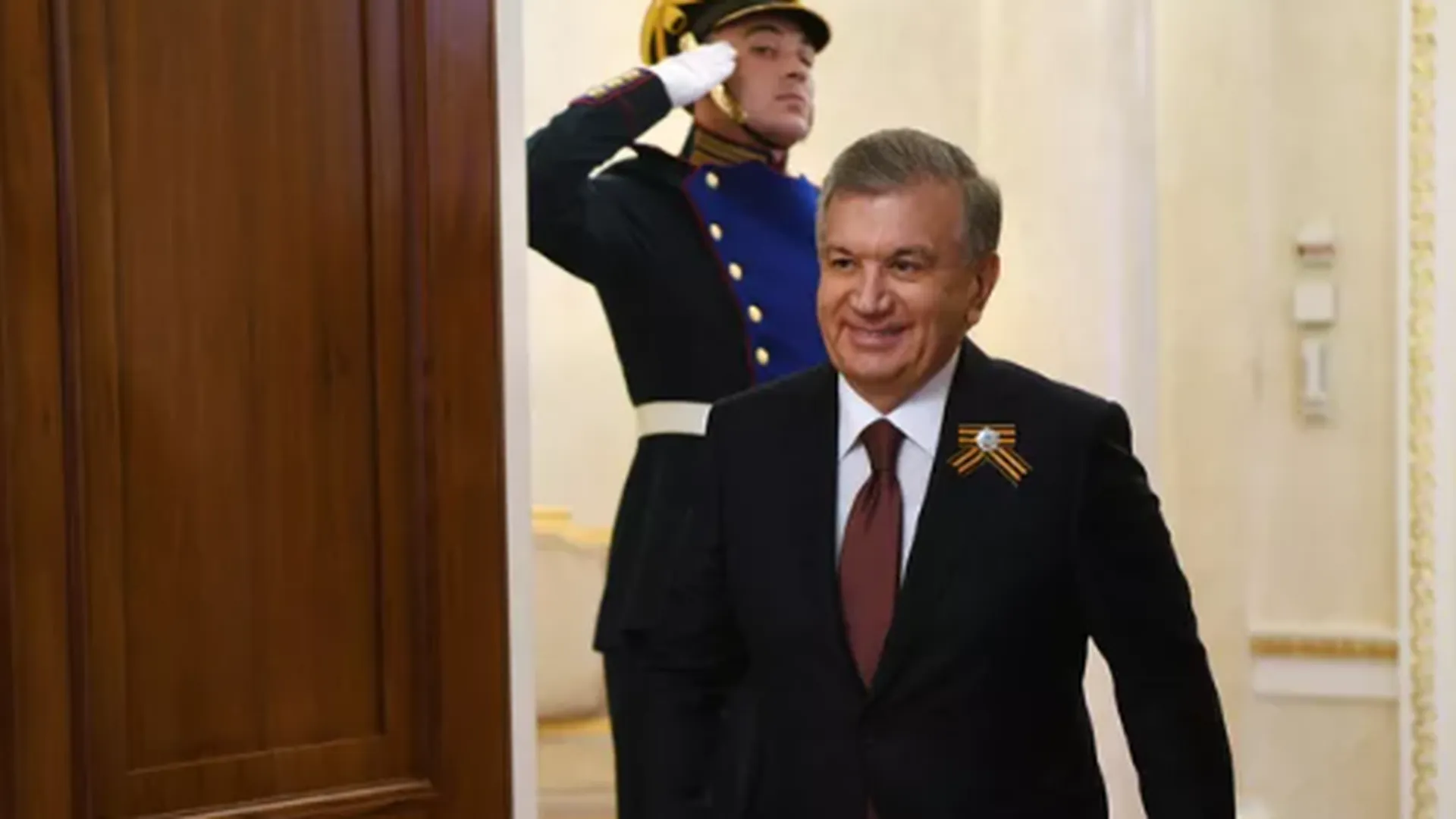 Президент Узбекистана предложил сохранить в конституции пункт о суверенитете Каракалпакстана