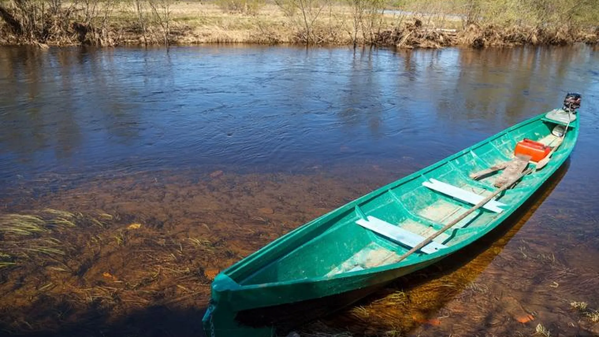 В Югре пропали двое детей, которые отправились на рыбалку на моторной лодке