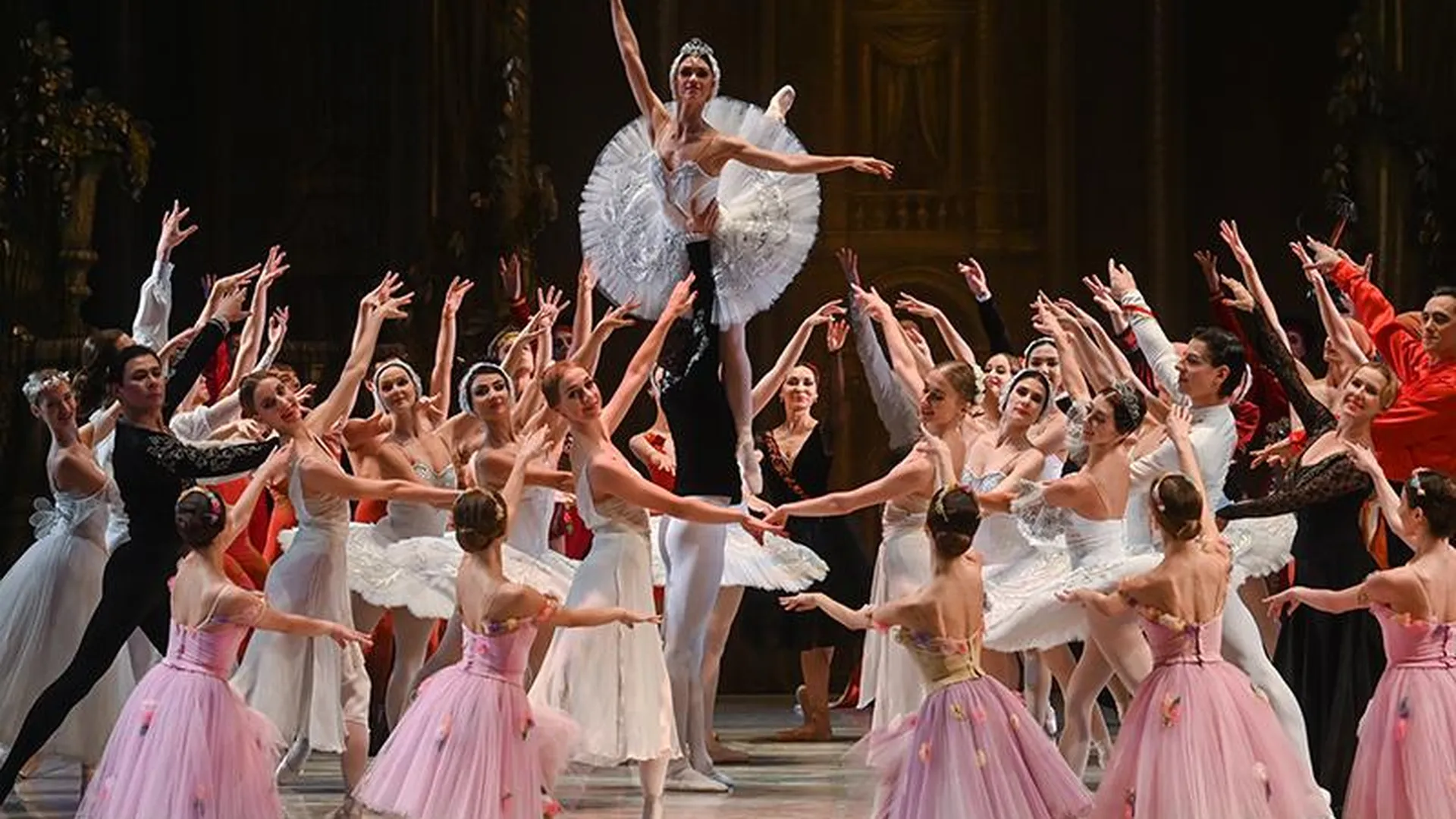 «Русский балет» Гордеева громко отметил свое 40-летие