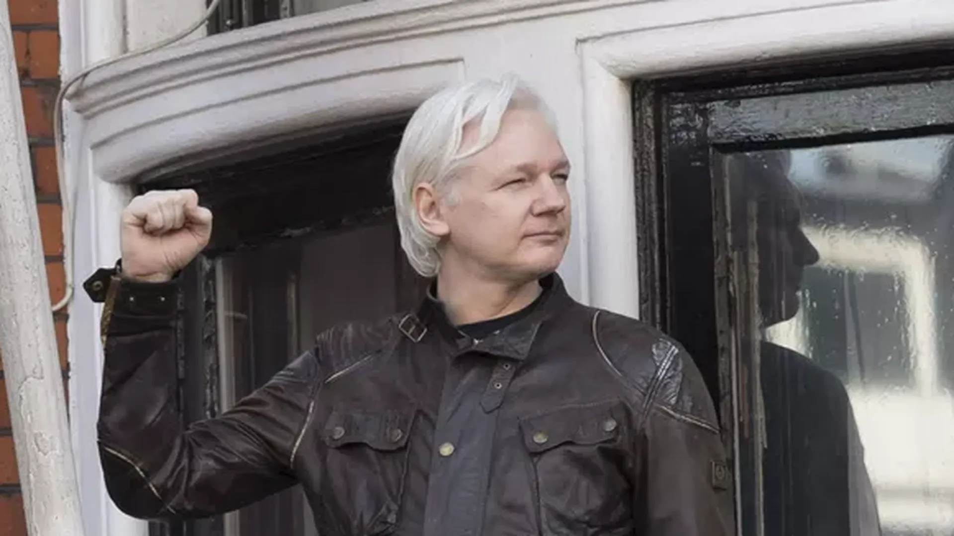 Основателя WikiLeaks Джулиана Ассанжа назвали «жертвой произвола»