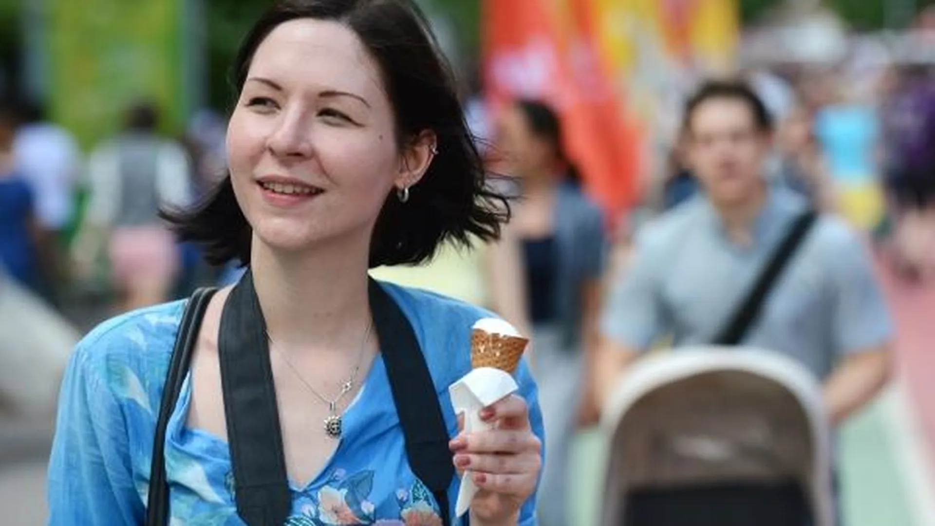 Житель Москвы за год съедает 5 кг мороженого - Немерюк