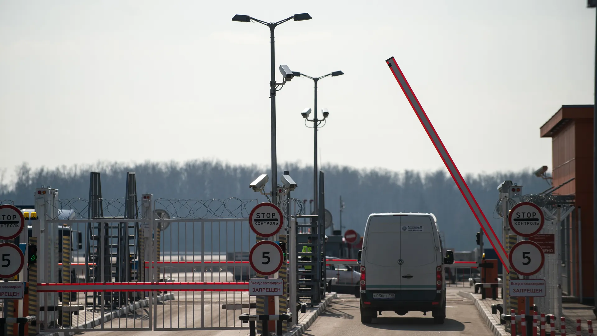 Пункт «Желкуар» на границе России и Казахстана возобновил работу