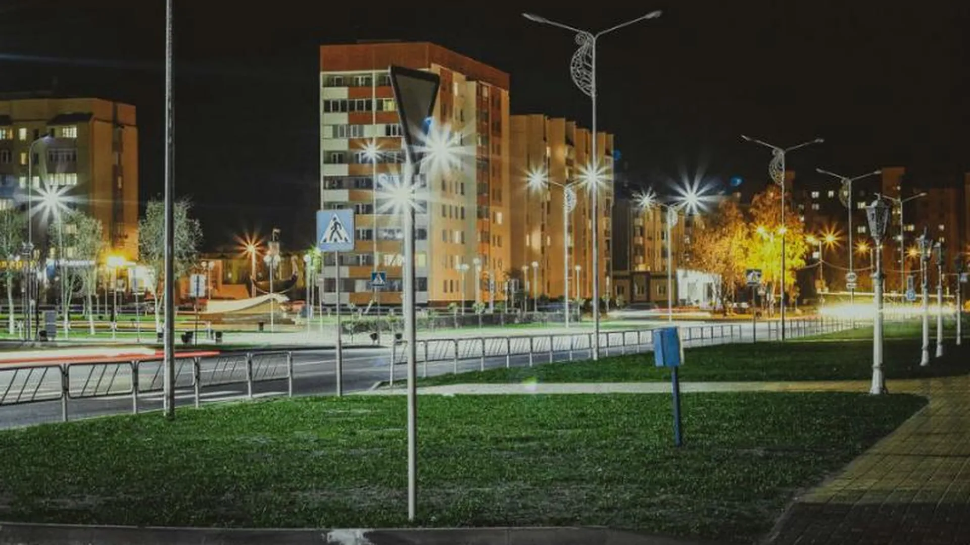 Системы уличного освещения модернизируют в военных городках региона