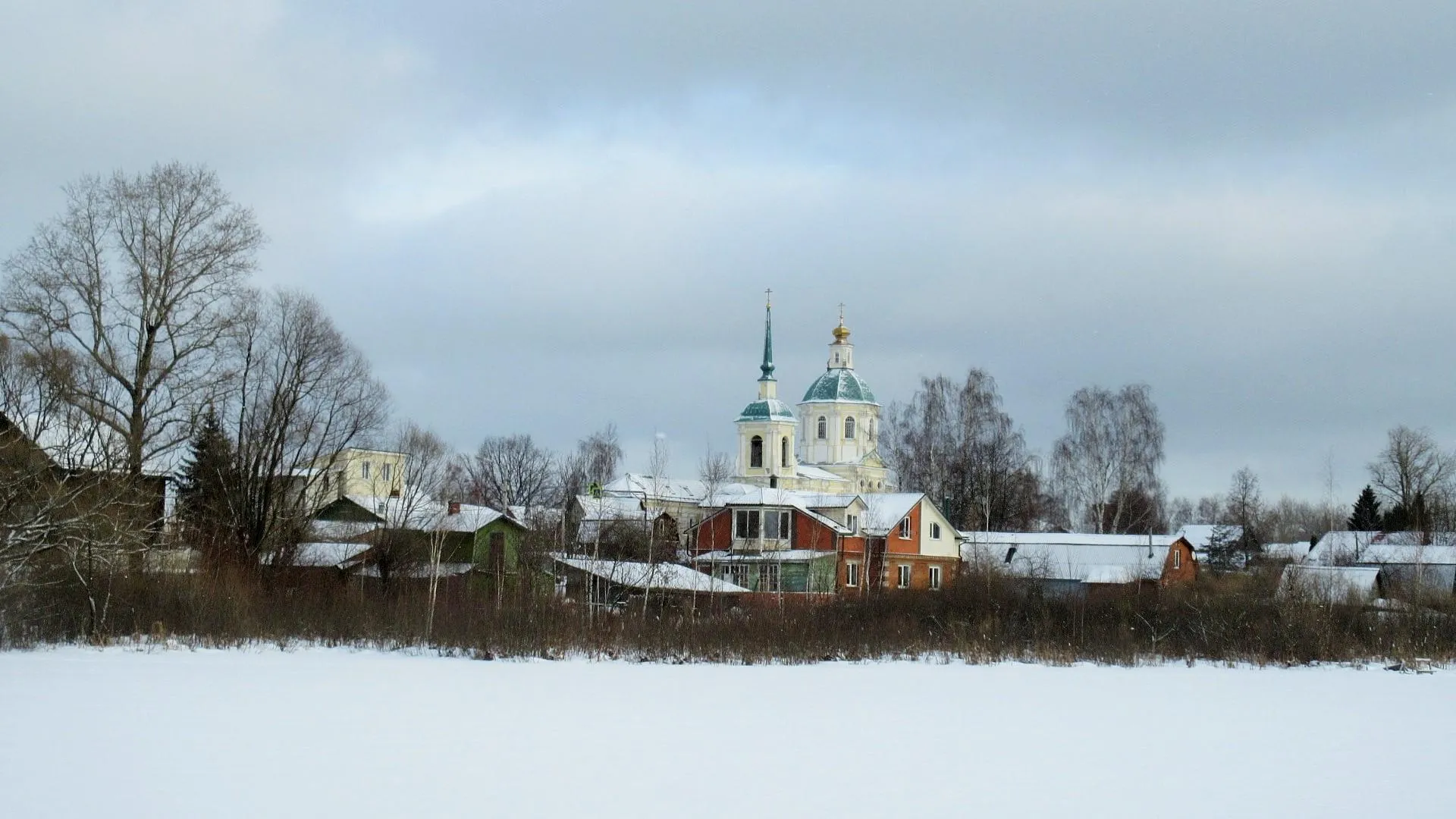 Спасская церковь в Лобне