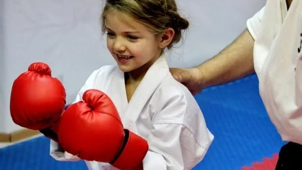 Эксперты рассказали, почему не стоит рано отдавать ребенка в спорт