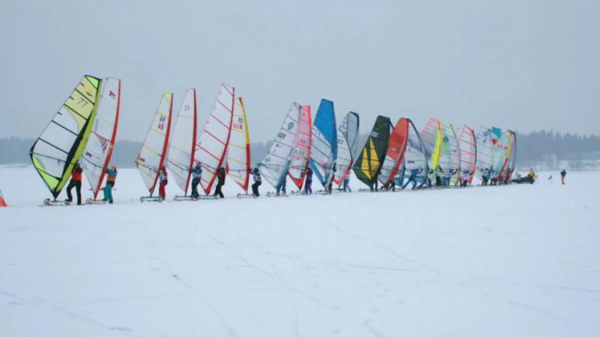 Чемпионат России по зимнему виндсерфингу прошел в Солнечногорске