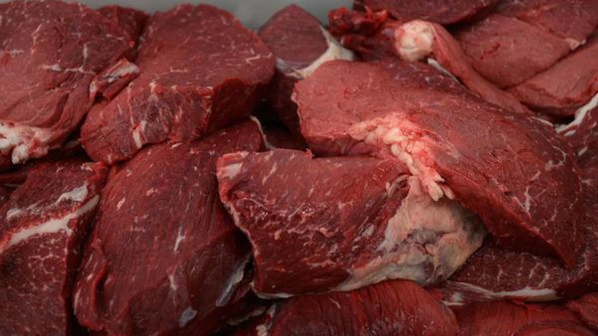 Более 2,5 тонны «санкционного» мяса обнаружили в Подмосковье
