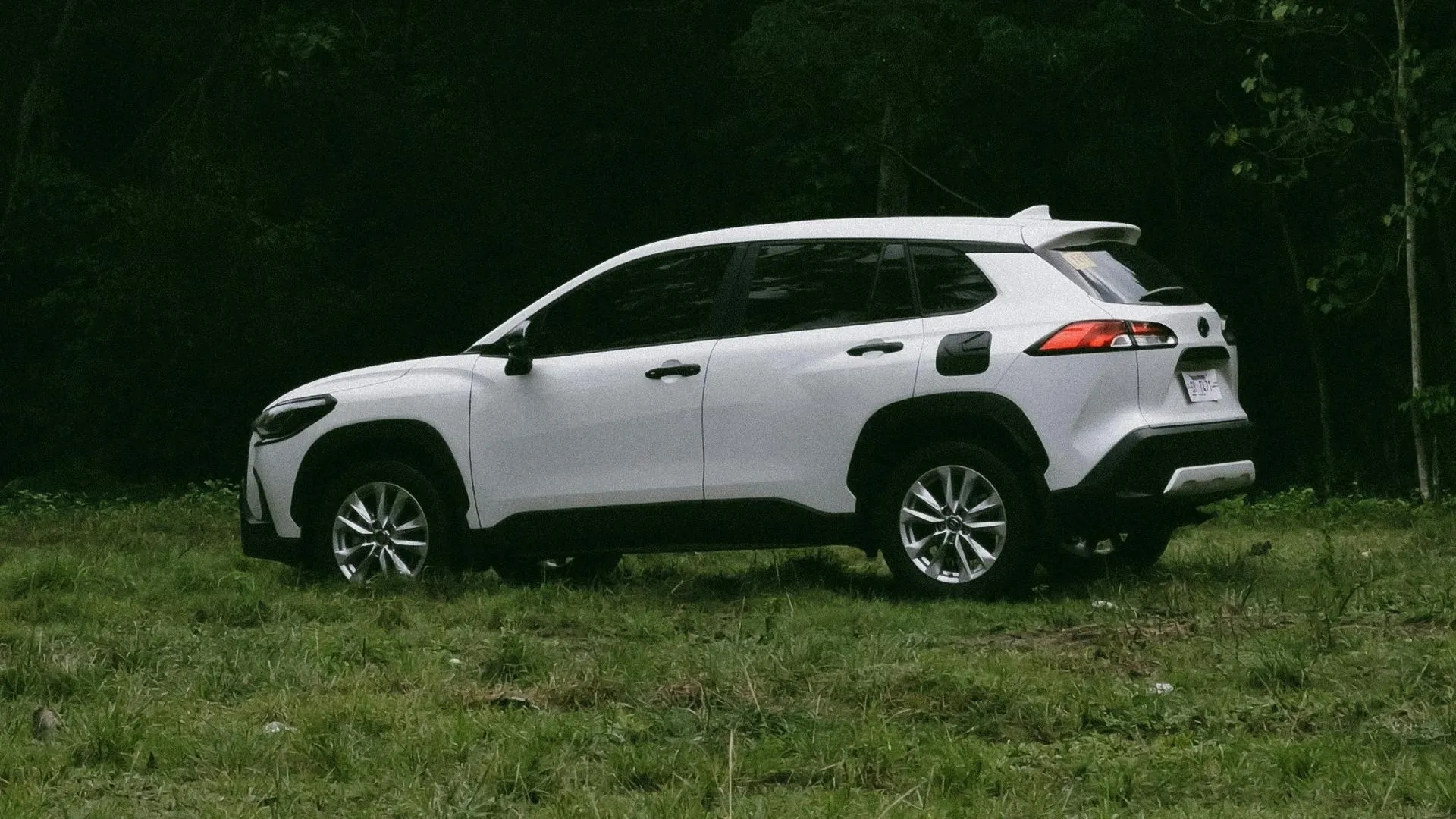 Красивые номера за 6 млн рублей обнаружили на машинах экс-замминистра ...