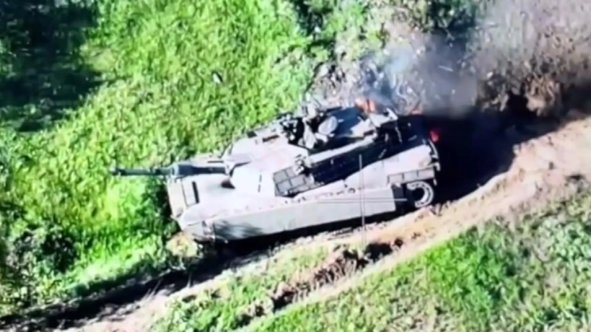 Минобороны опубликовало кадры уничтожения еще одного танка «Абрамс» в зоне СВО