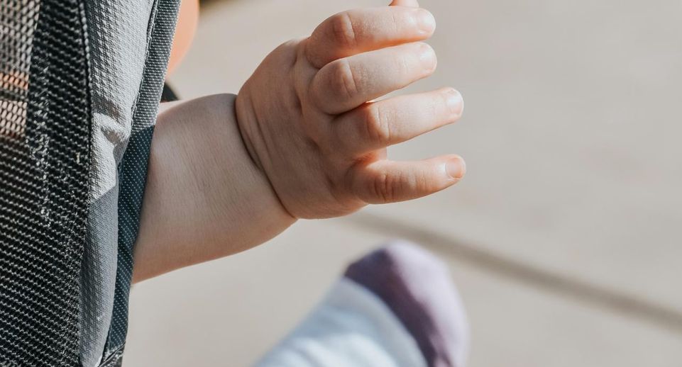 Уголовное дело возбудили в Истре после того, как родители оставили на ...