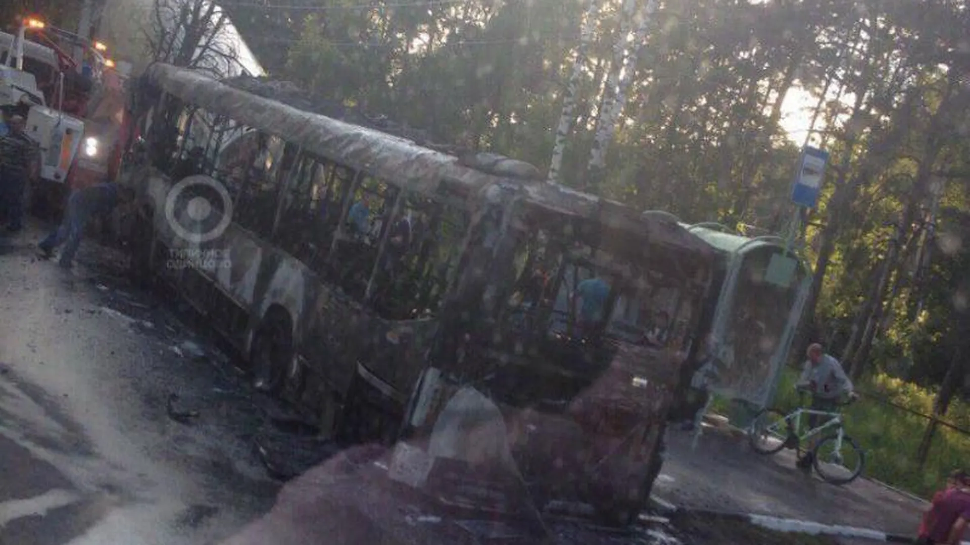 Пассажирский автобус вспыхнул между Одинцово и Голицыно