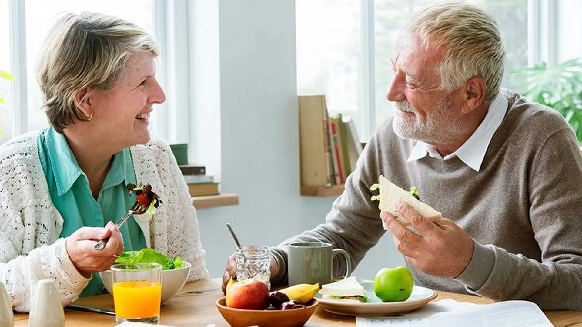 Не забывайте о БАДах и витаминах: в Роспотребнадзоре раскрыли секреты питания долгожителей 