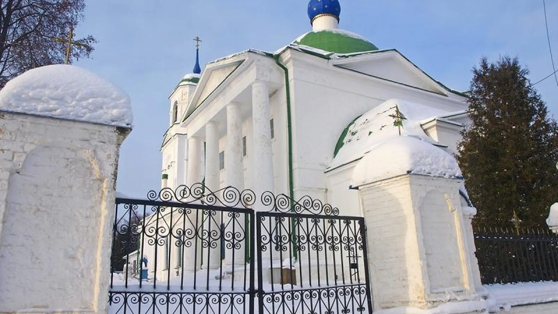 Смоленская церковь села Воронино
