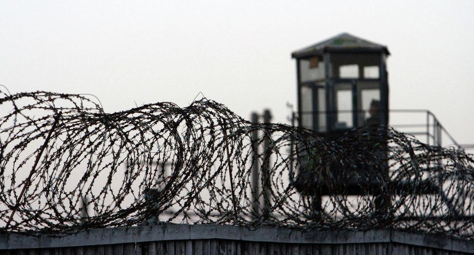 Песков: Кремль не планирует освобождать из тюрем тяжелобольных заключенных