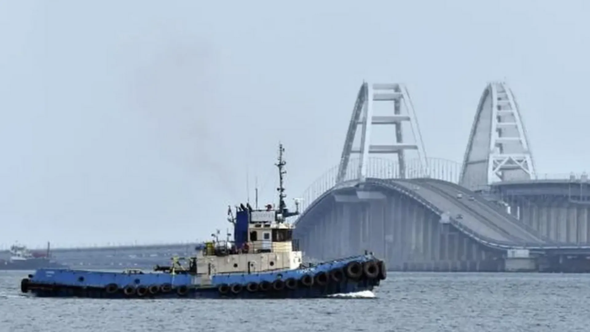 Степень защищенности Крымского моста решили повысить