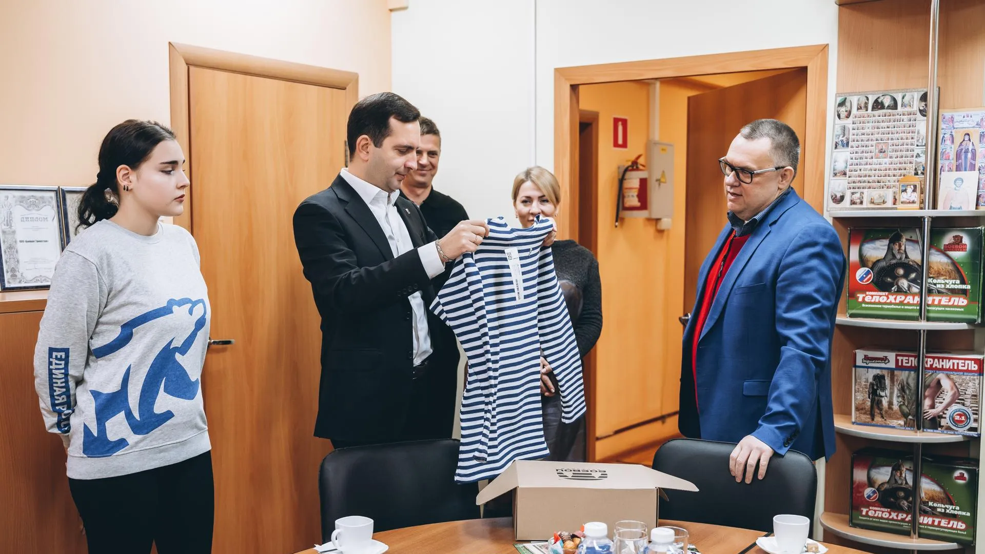 Глава городского округа Щелково посетил предприятие «Боевой трикотаж»
