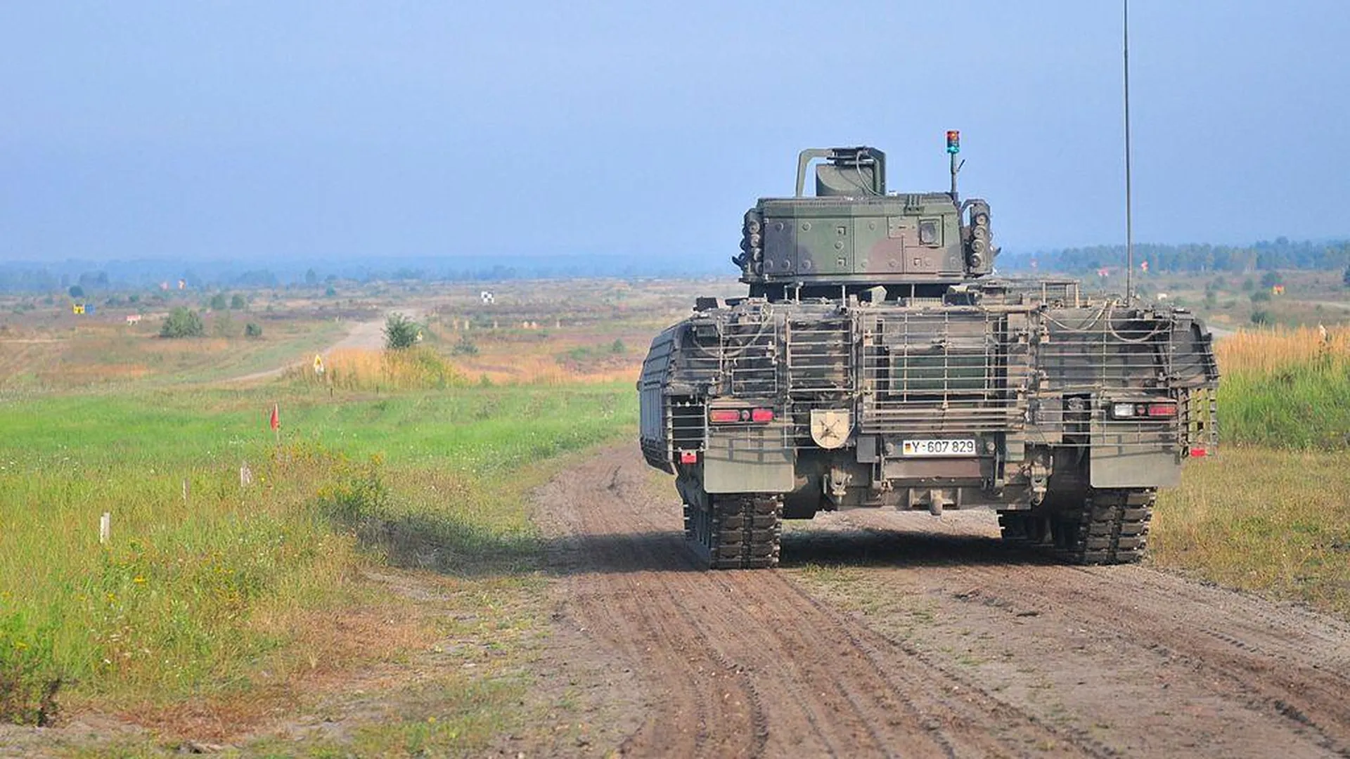 БМП Puma 33-го мотопехотного батальона на полигоне Берген, сентябрь 2016 года