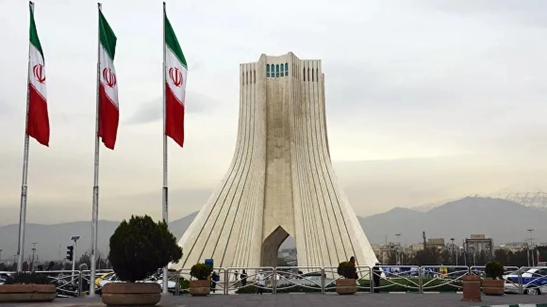 Предполагаемого шпиона ЦРУ приговорили к казни в Иране