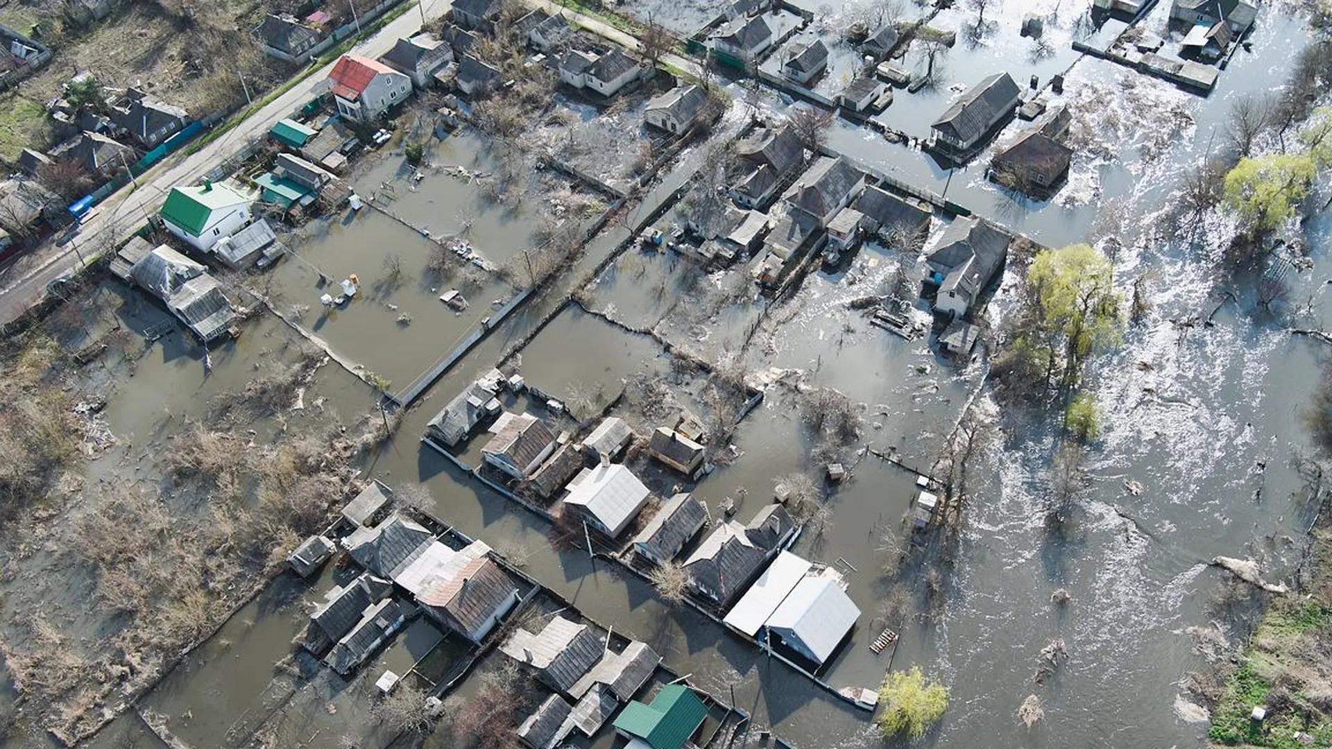 Сотни домов затопило в Краматорске из-за прорыва дамбы