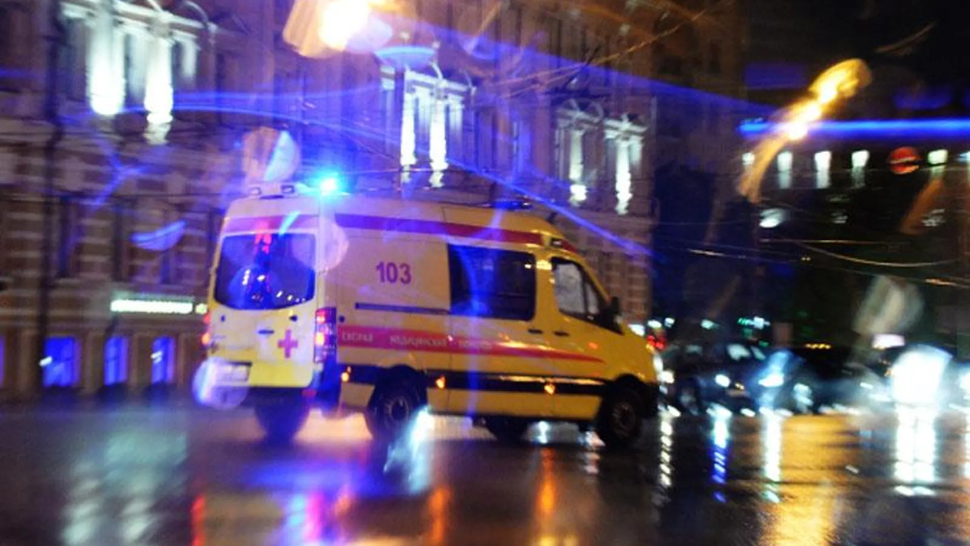 Водитель автобуса потерял ноги в массовом ДТП в Москве