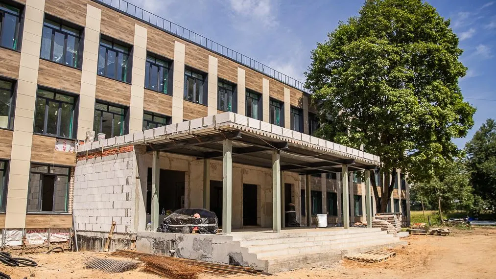 Здание Большевяземского отделения Голицынской школы №2 в Одинцово отремонтировали на 75%