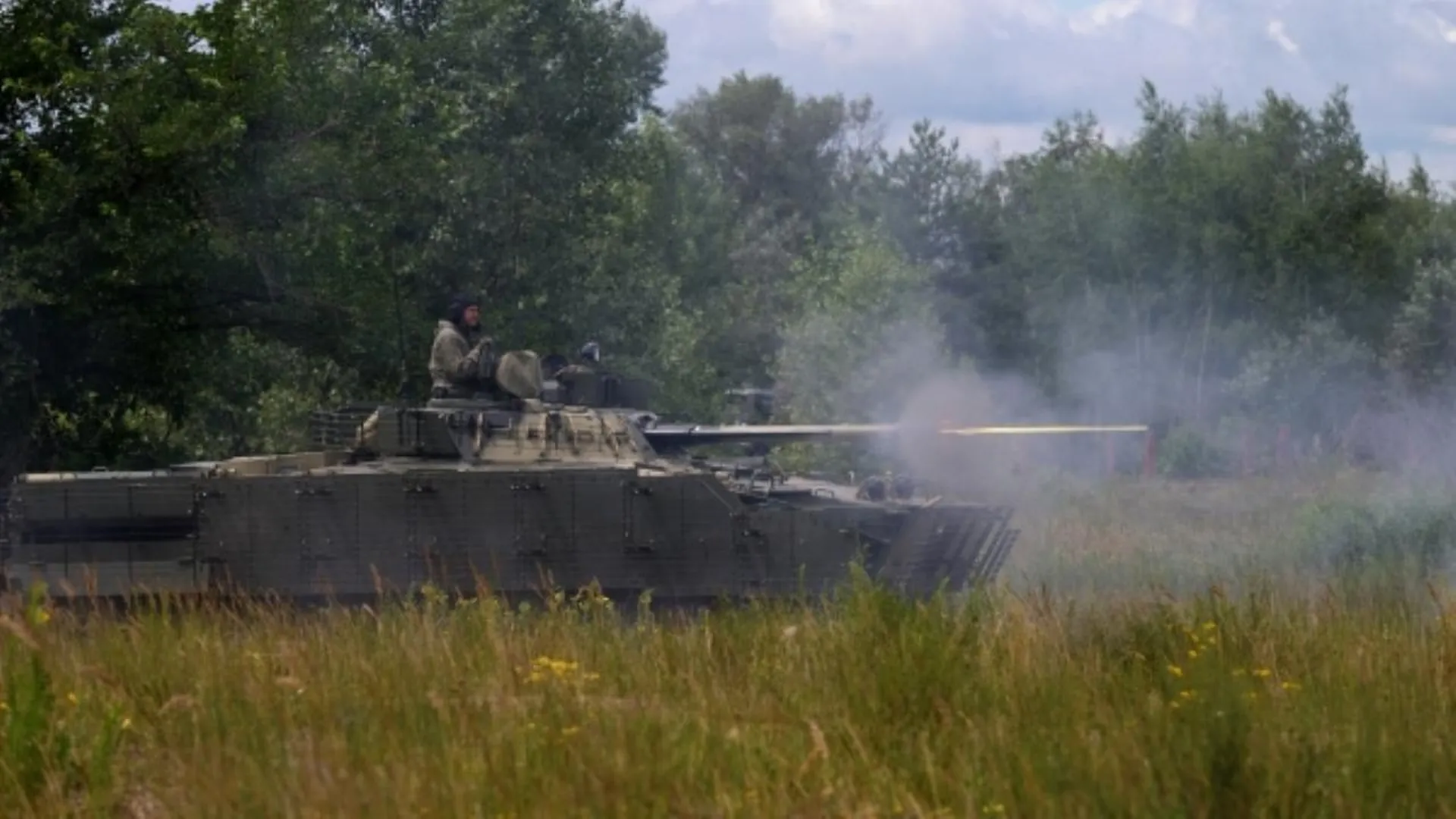 Три группы украинских бойцов были разгромлены на южнодонецком направлении