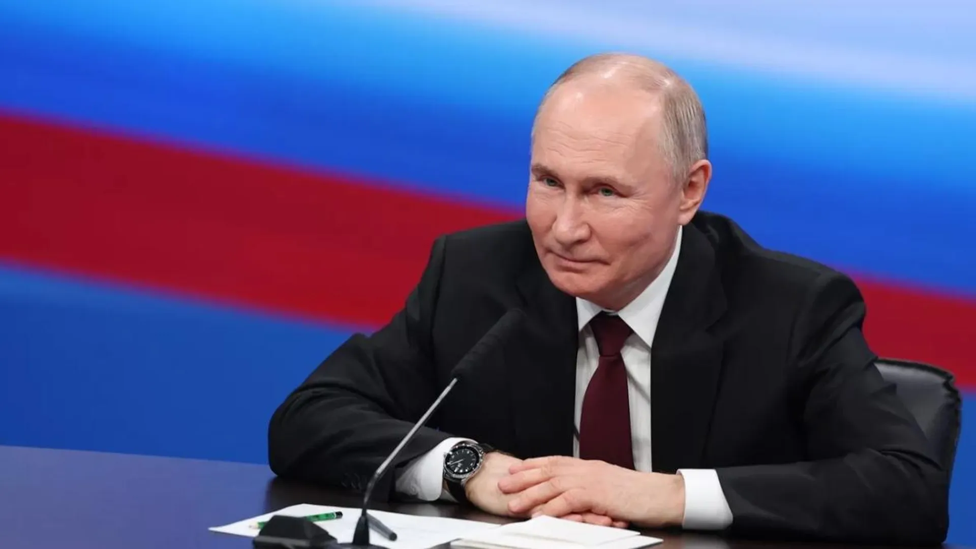 Путин пообещал продолжить работу по формированию многополярности