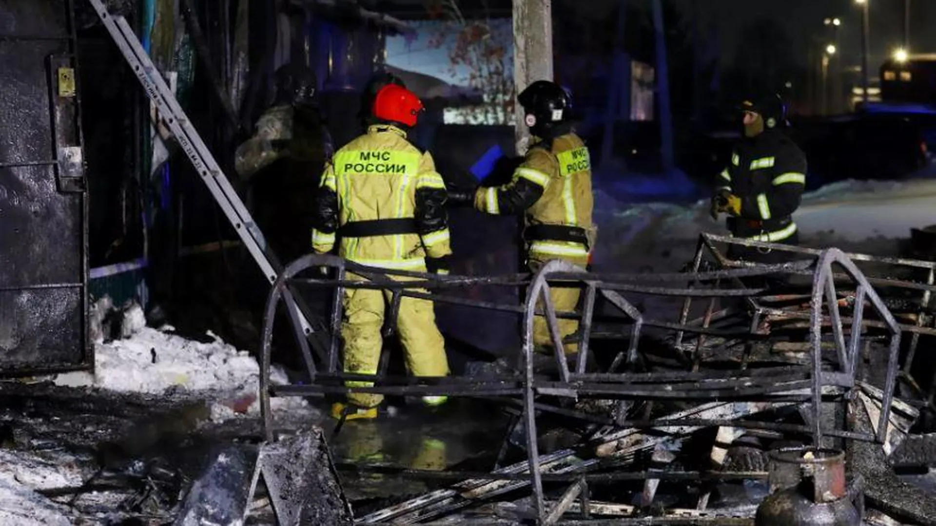 Стало известно о состоянии двух пострадавших при пожаре в доме престарелых в Кемерове