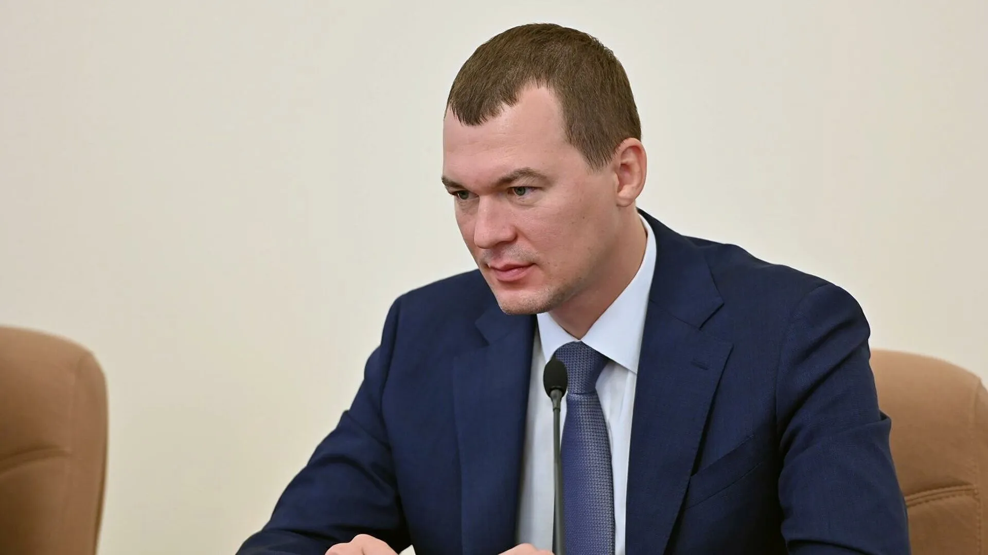 Хабаровский губернатор Дегтярев усилил охрану после получения угроз