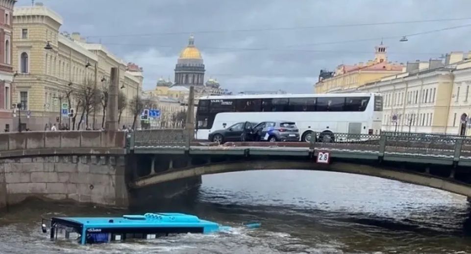 На машине из санкт петербурга