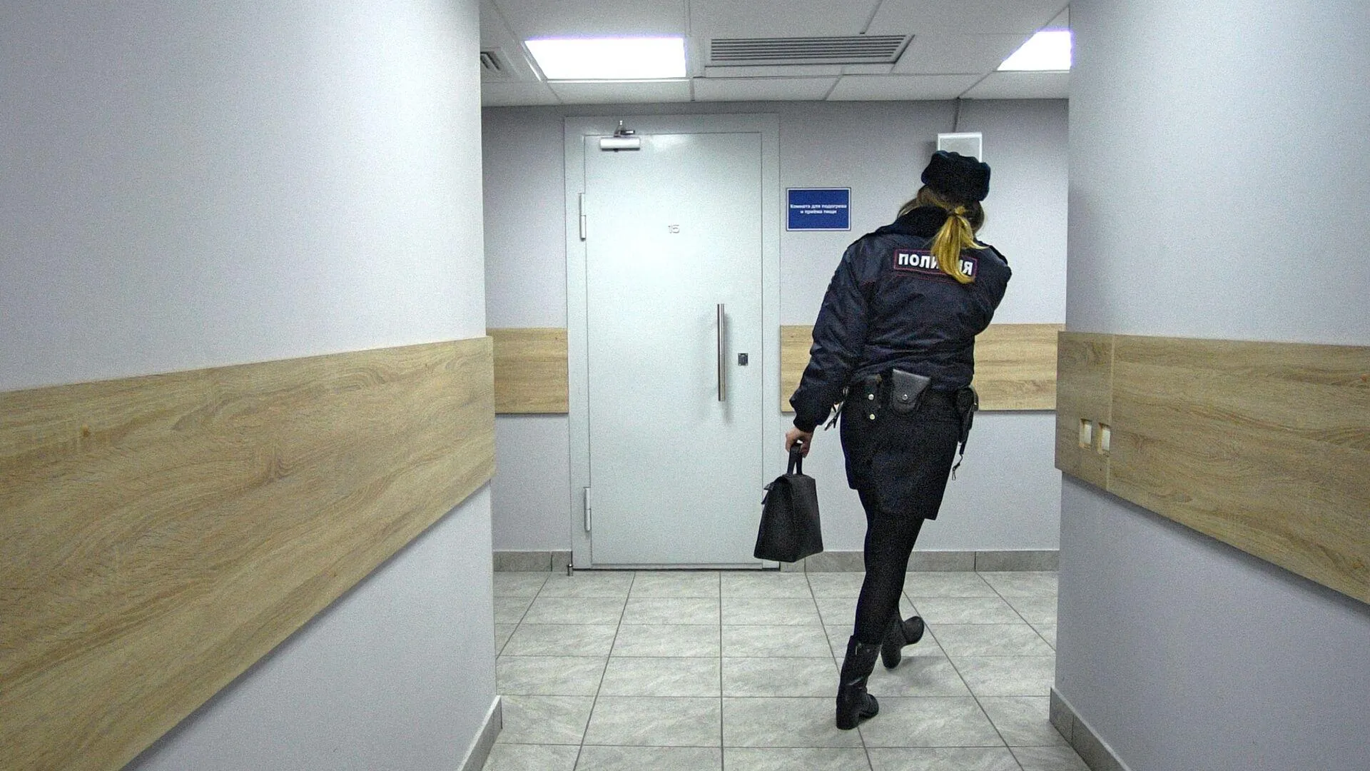 Объявленных в международный розыск россиян задержали в аэропорту Внуково