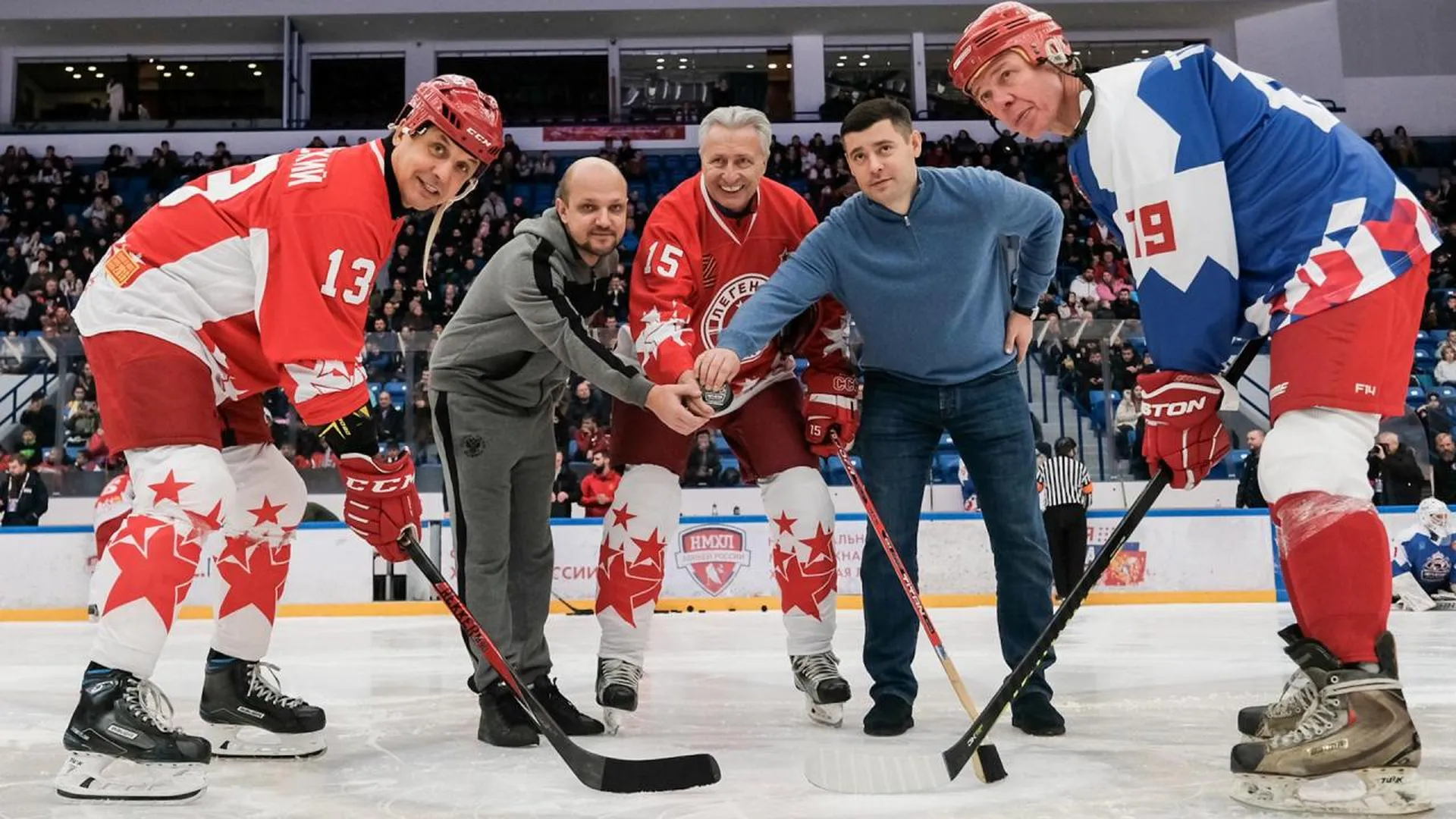 Первый матч третьего зимнего сезона проекта «Выходи во двор» прошел в Подольске